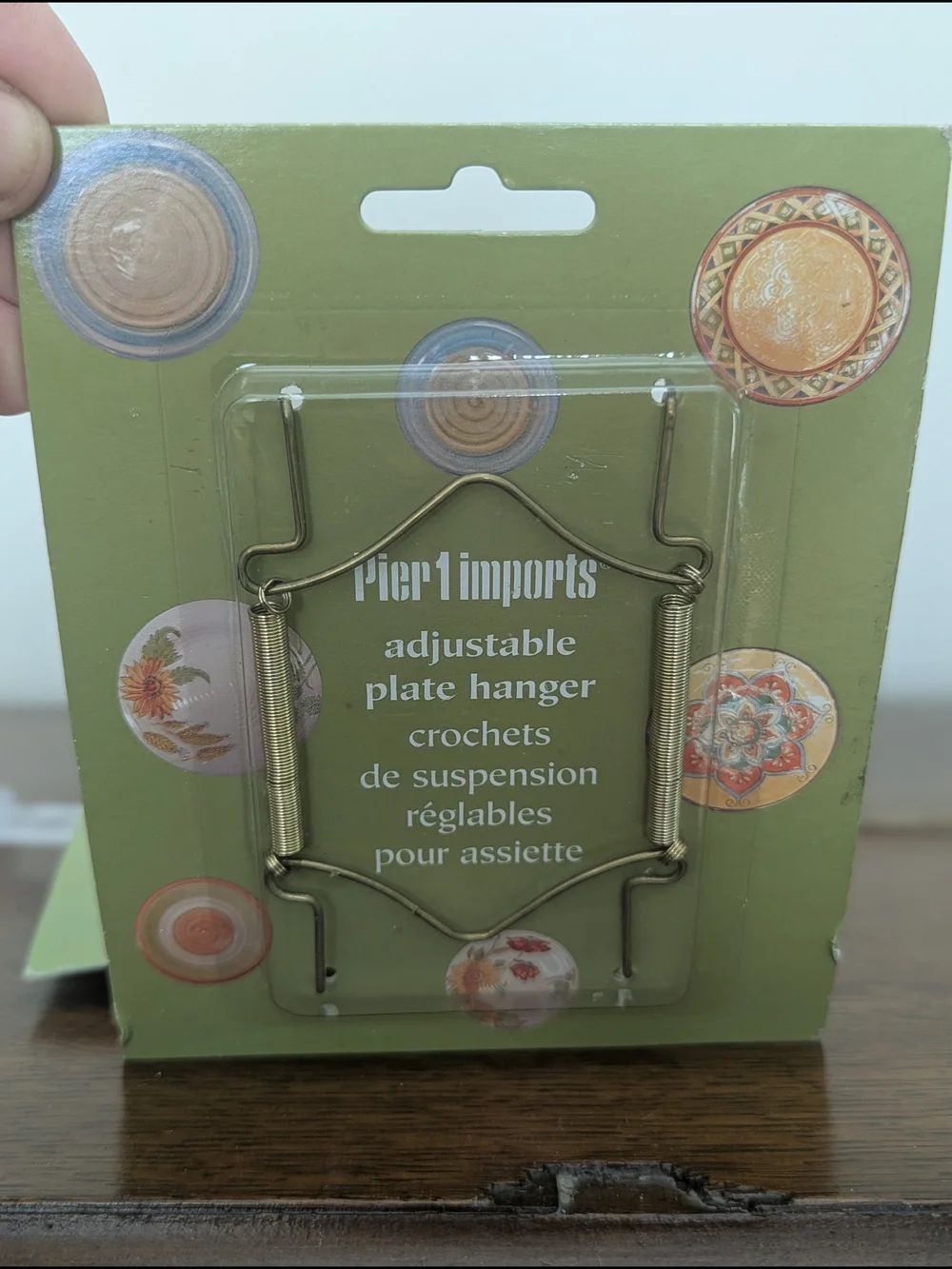 Pier 1 Imports Adjustable Plate Hanger - Brass Tone Set Of 3